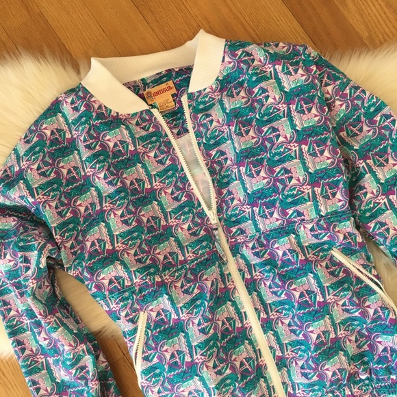 Antigua Vintage Geometric 90’s Windbreaker - Picture 2 of 8